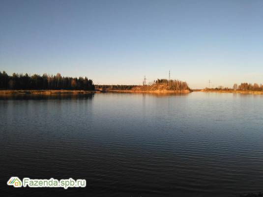 Коттеджный поселок  Голубые озера, Гатчинский район. Актуальное фото.